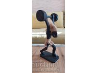 Sculptură în lemn pentru cunoscători