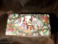 Chinese porcelain box Qianlong Famille Rose