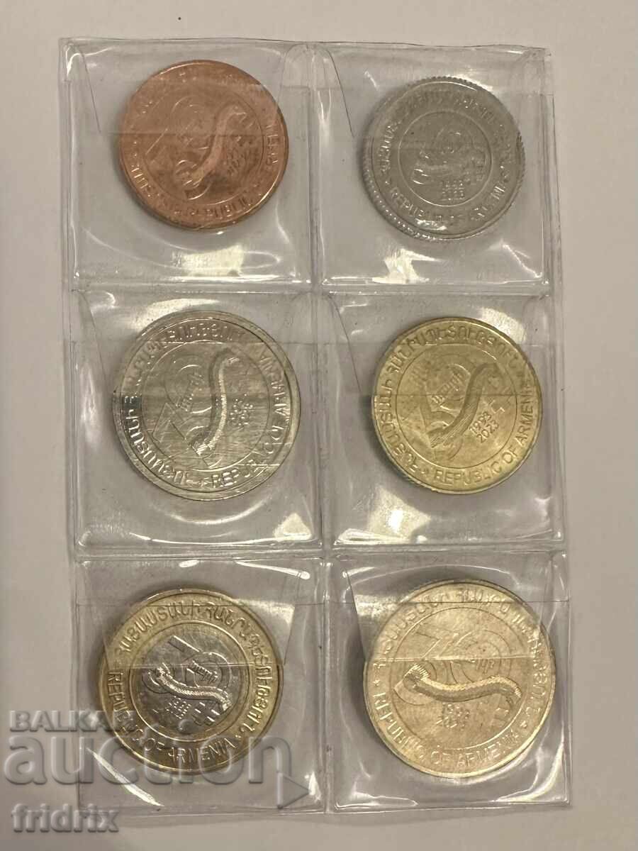Delivery of Armenia set 30th National Currency 2023
