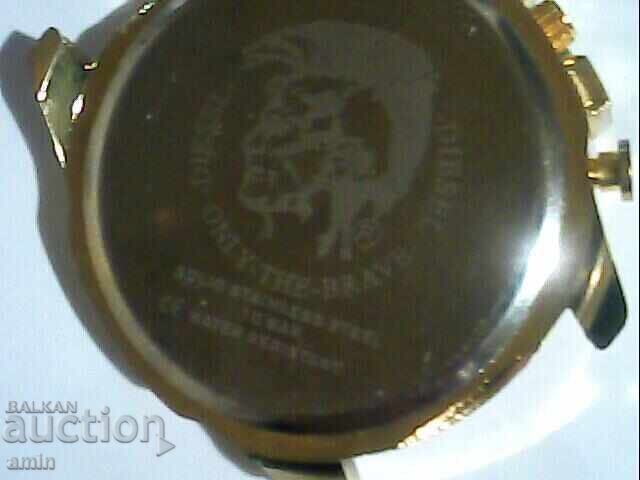 Δημοπρασία 2 ολοκαίνουργια ρολόγια λειτουργούν τέλεια