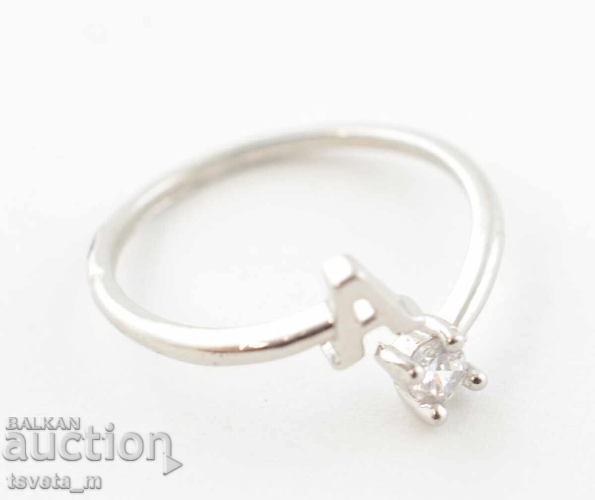 Auction Women's resizing ring Auction Women's resizing ring