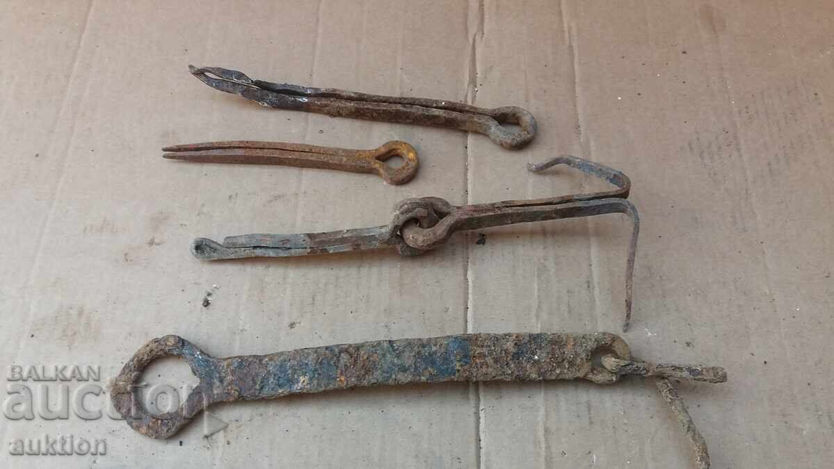 ΣΦΥΡΗΤΕΡΕΣ ΚΛΕΙΔΑΡΙΑ ΑΝΑΓΕΝΝΗΣΗΣ ΚΑΙ ΜΕΝΤΕΣΕΙΣ ΠΥΛΩΝ - 7