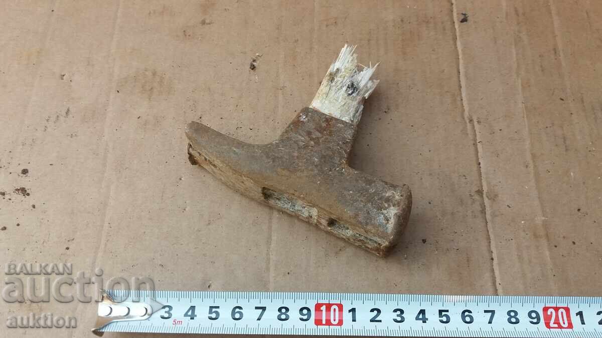 OLD HAMMER with price 2.99 BGN | € 1.53 OLD HAMMER with price 2.99 BGN | € 1.53