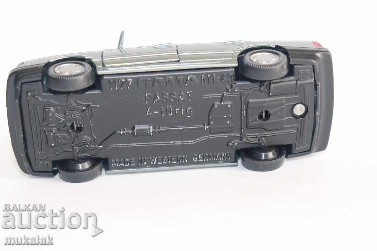 1:43 GAMA VW PASSAT STROLLER MODEL TOY - 7