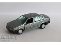 1:43 JUCĂRIE GAMA VW PASSAT MODEL DE cărucior