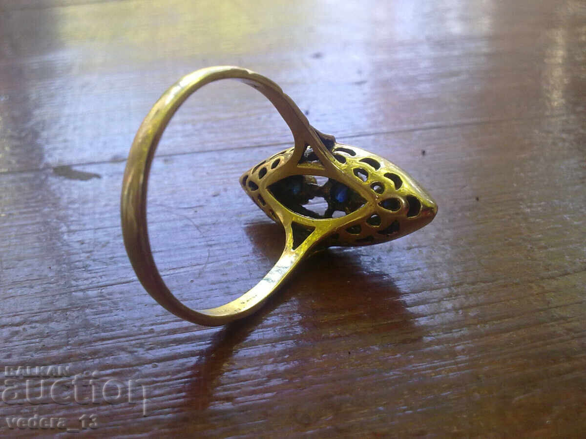 Delivery of old 18k gold ring with diamonds and sapphires