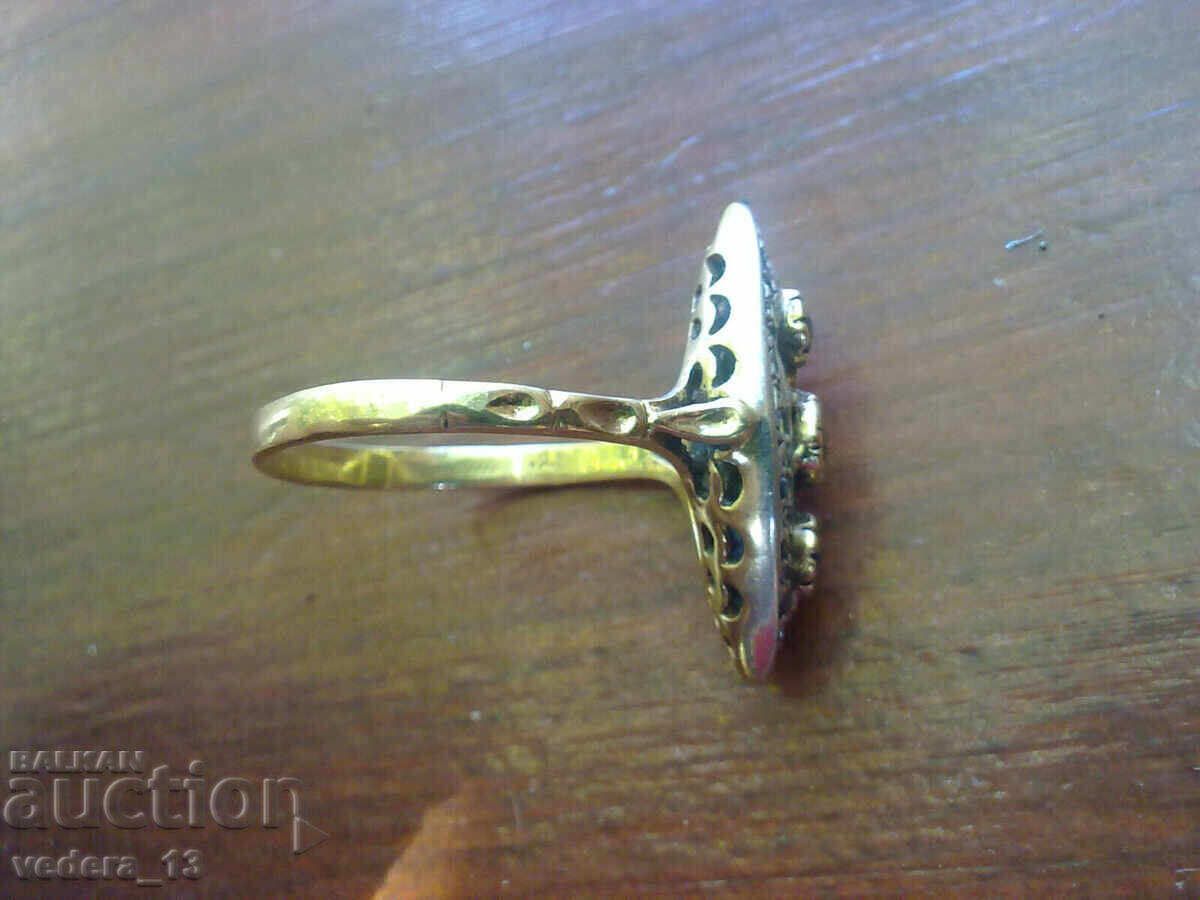 old 18k gold ring with diamonds and sapphires - 6