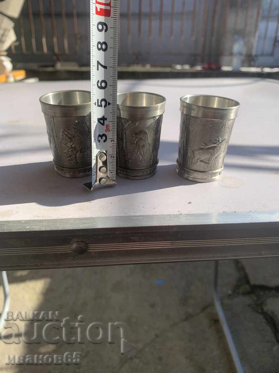 Доставка на малки чашки калай зин Доставка на малки чашки калай зин