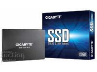 SSD GIGABYTE de 120 GB