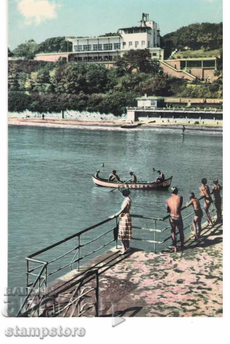 ПК град Бургас - Морското казино и плажът - 1960 г ПК град Бургас - Морското казино и плажът - 1960 г