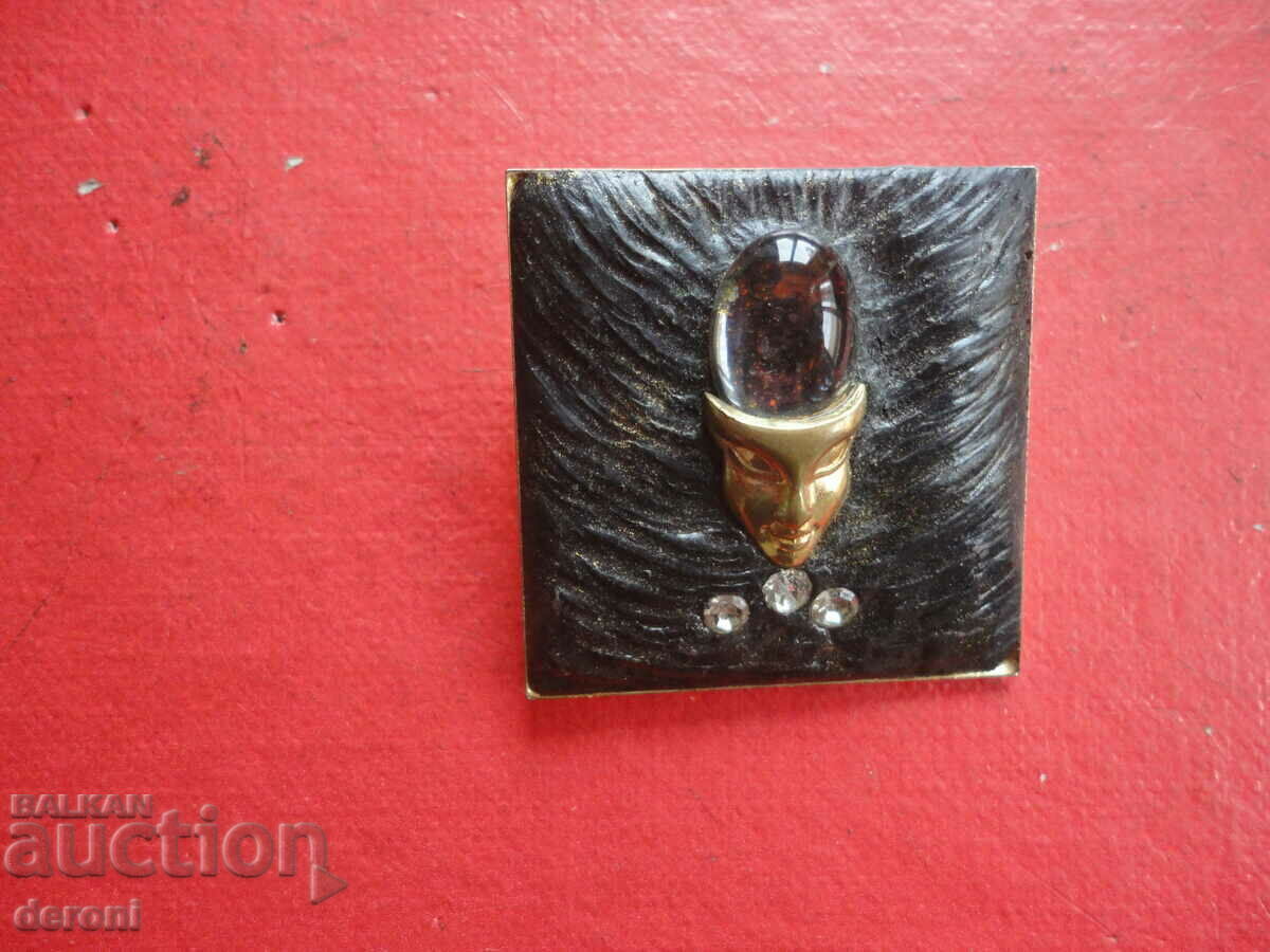 Μια υπέροχη καρφίτσα τέχνης με πέτρες - 5 Μια υπέροχη καρφίτσα τέχνης με πέτρες - 5