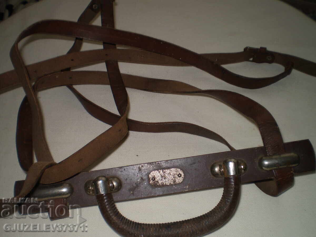 19th centers strap for carrying luggage during long expeditions with price 119.00 BGN | € 60.84 19th centers strap for carrying luggage during long expeditions with price 119.00 BGN | € 60.84
