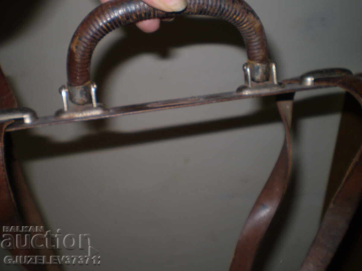 19th centers strap for carrying luggage during long expeditions - 6 19th centers strap for carrying luggage during long expeditions - 6