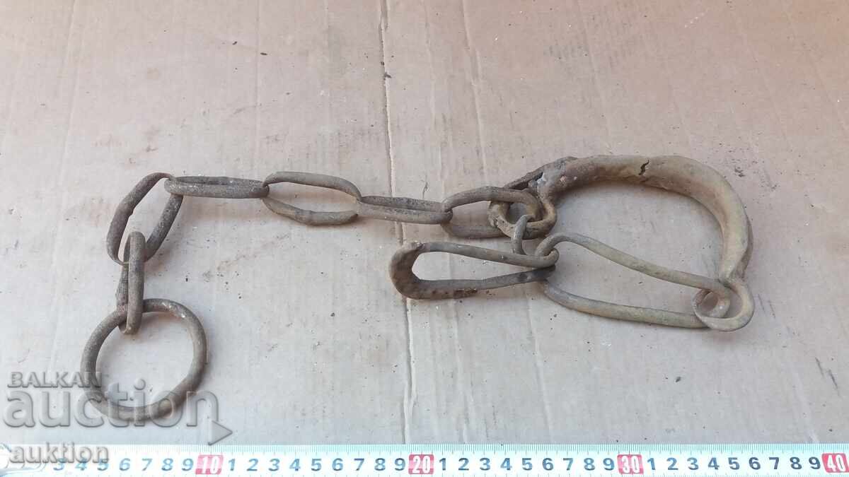 FORGED SHACKS, SHACKLES, HANDCUFFS - 6 FORGED SHACKS, SHACKLES, HANDCUFFS - 6