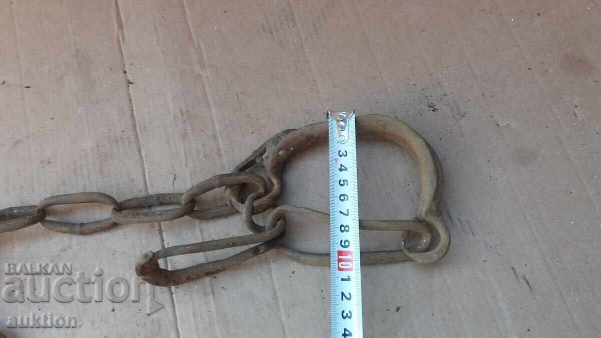 FORGED SHACKS, SHACKLES, HANDCUFFS - 7 FORGED SHACKS, SHACKLES, HANDCUFFS - 7