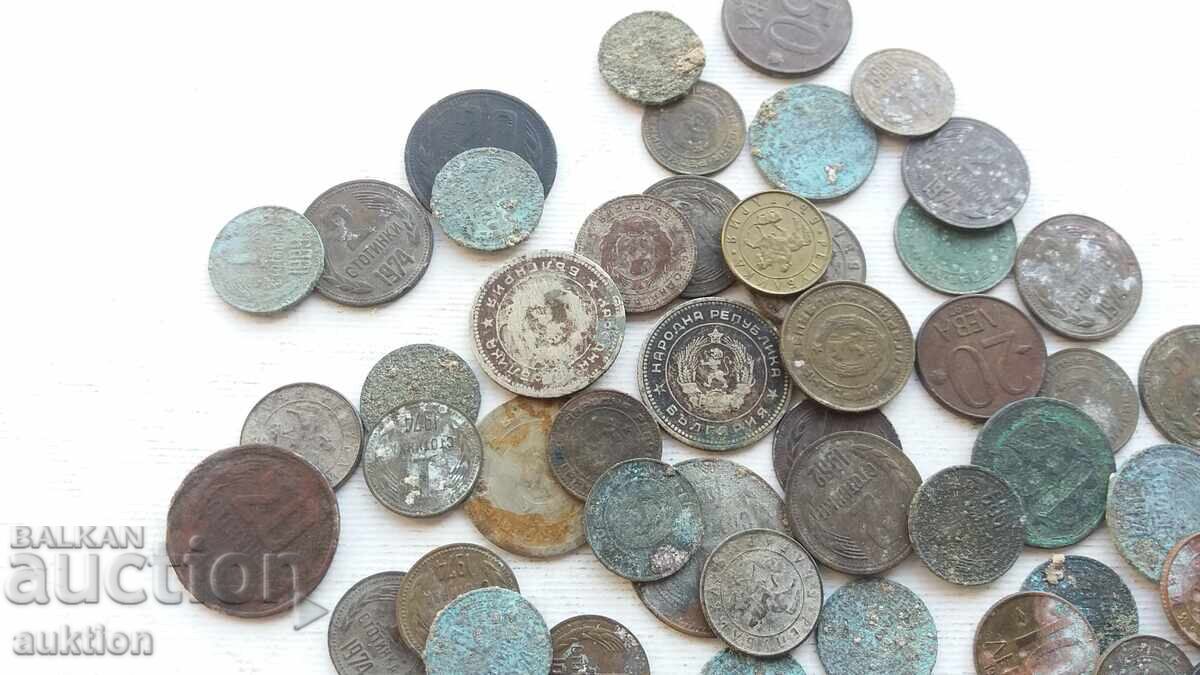 LOT OF SOCIAL COINS IN BAD CONDITION 1962-1992 60 ISSUES - 6 LOT OF SOCIAL COINS IN BAD CONDITION 1962-1992 60 ISSUES - 6