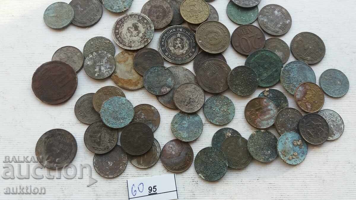 LOT OF SOCIAL COINS IN BAD CONDITION 1962-1992 60 ISSUES LOT OF SOCIAL COINS IN BAD CONDITION 1962-1992 60 ISSUES