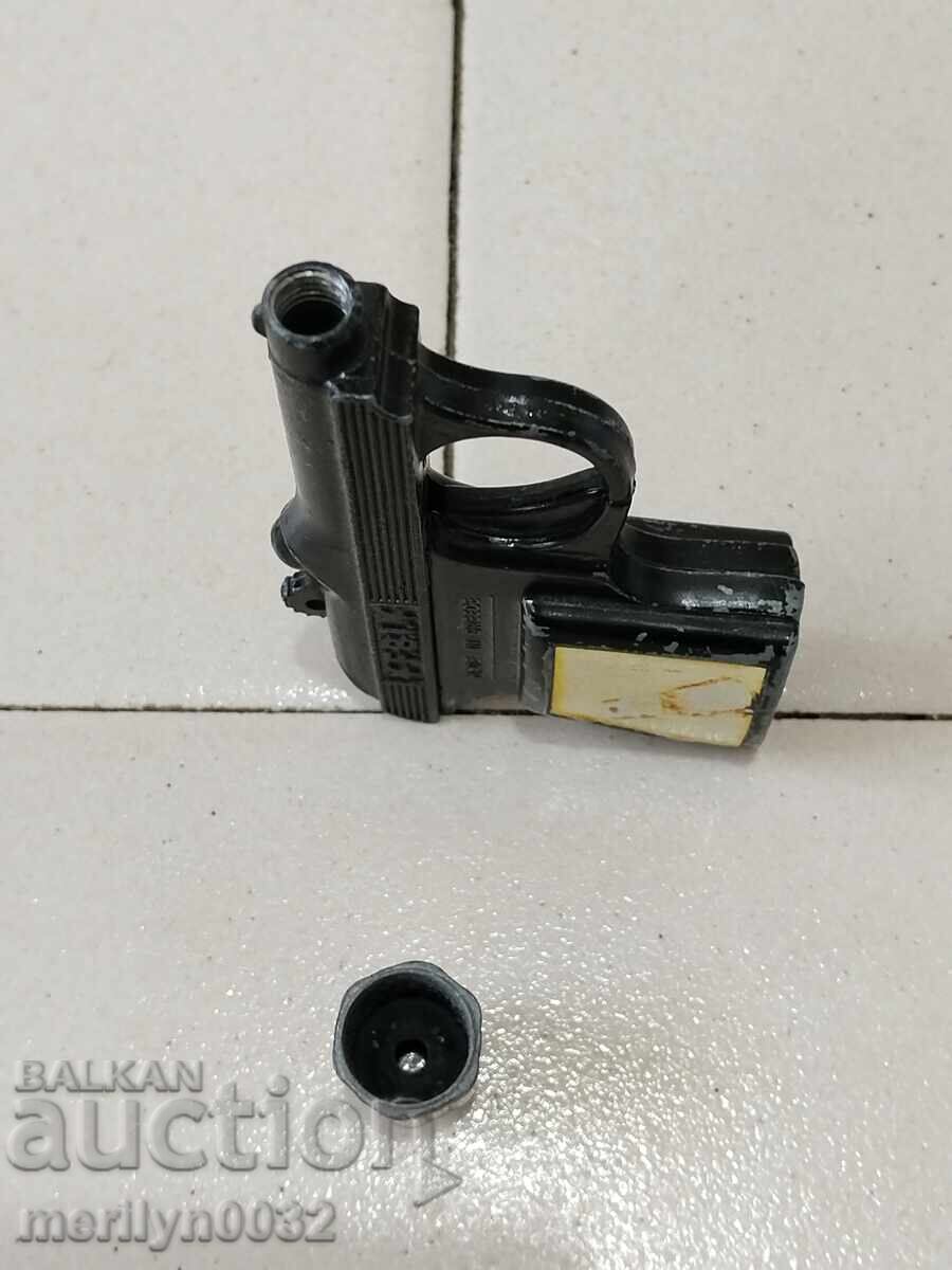 Flare gun also fires rockets Greece - 7