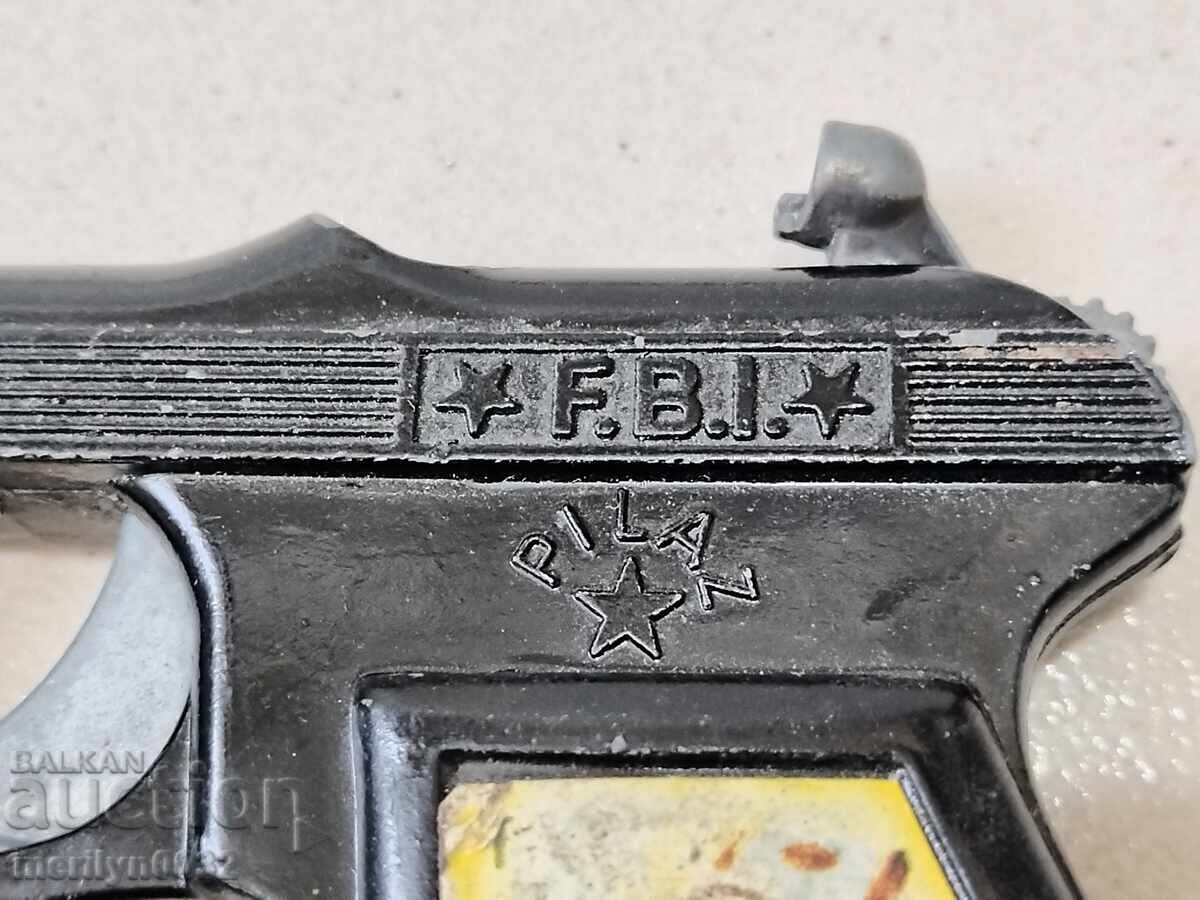 Flare gun also fires rockets Greece - 6 Flare gun also fires rockets Greece - 6