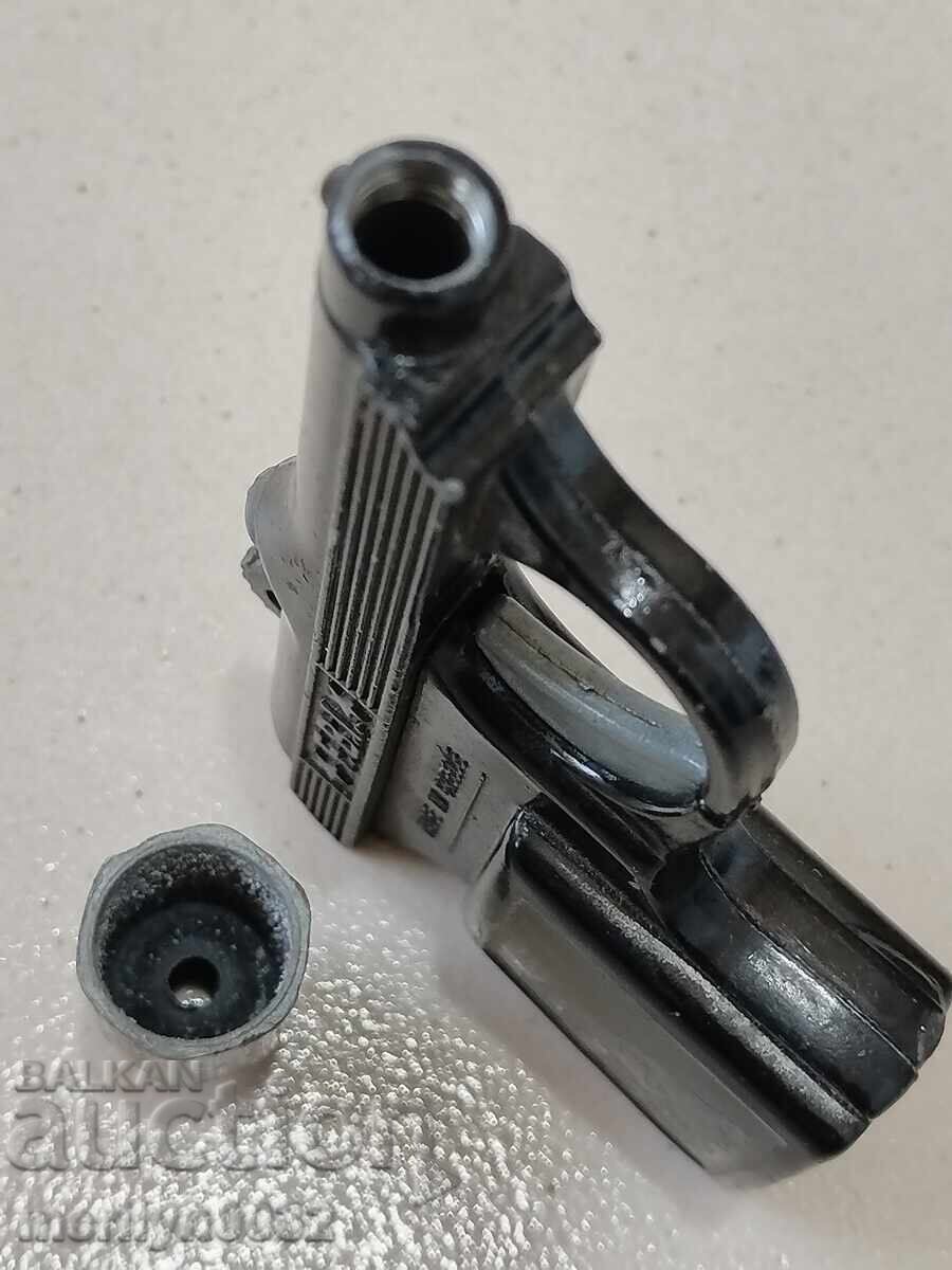 Flare gun also fires rockets Greece - 7 Flare gun also fires rockets Greece - 7