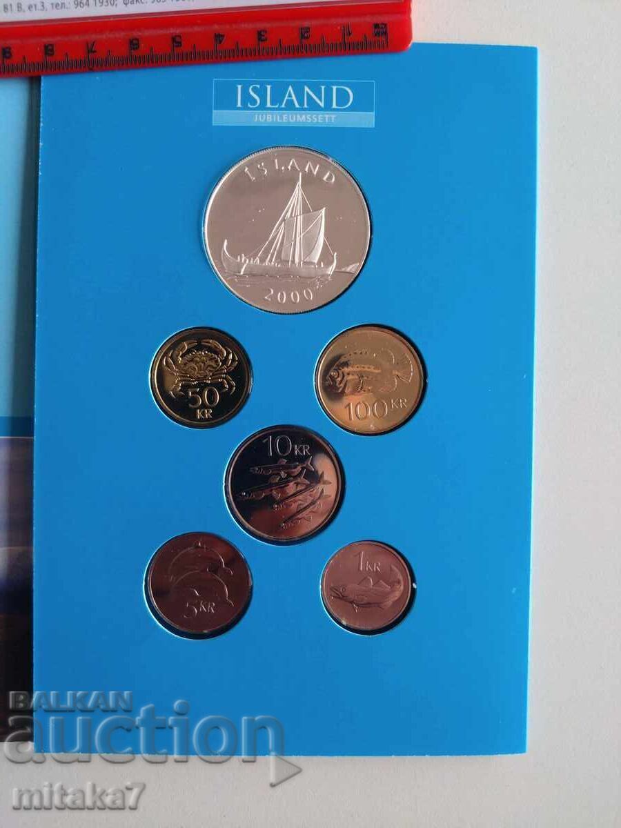 Delivery of Iceland coin set, 2000