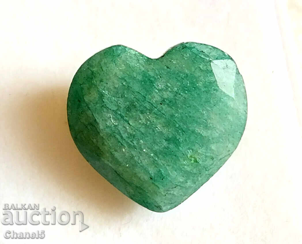 Auction NATURAL EMERALD - HEART, BRAZIL - 6.95 carats (777) Auction NATURAL EMERALD - HEART, BRAZIL - 6.95 carats (777)