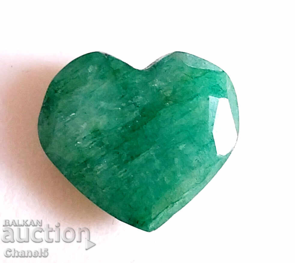 ЕСТЕСТВЕН  СМАРАГД -  СЪРЦЕ, БРАЗИЛИЯ - 7.70 карата (779) с цена 84.00 лв. | € 42.95