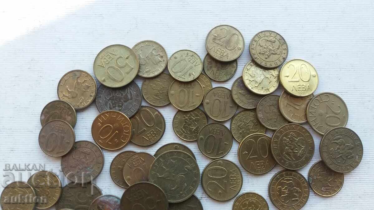Delivery of 50 COINS 1992-1997 YEAR VARIOUS DENOMINATIONS Delivery of 50 COINS 1992-1997 YEAR VARIOUS DENOMINATIONS