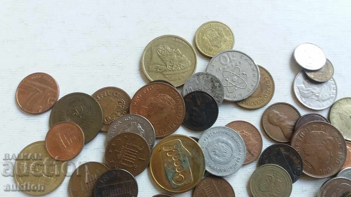 50 FOREIGN COINS FROM AROUND THE WORLD with price 9.99 BGN | € 5.11 50 FOREIGN COINS FROM AROUND THE WORLD with price 9.99 BGN | € 5.11