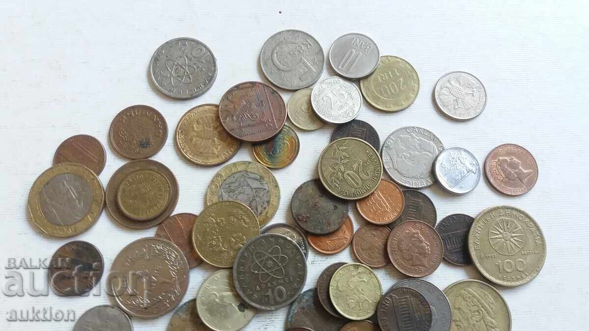 50 FOREIGN COINS FROM AROUND THE WORLD with price 9.99 BGN | € 5.11