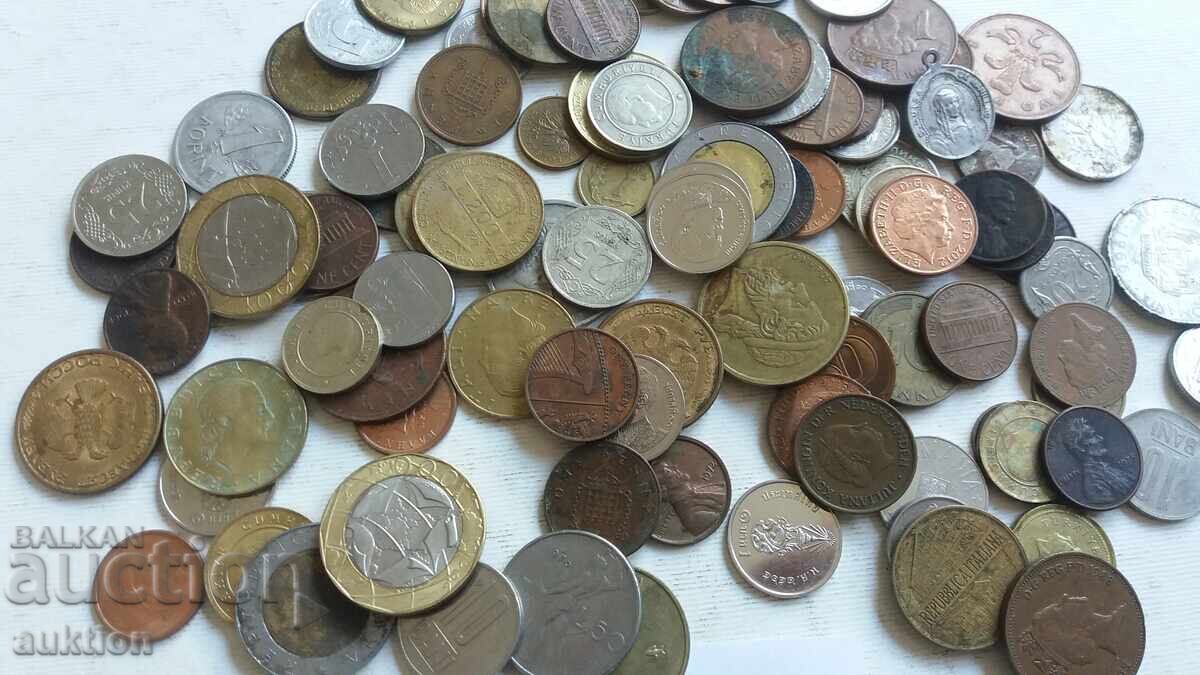 100 FOREIGN COINS FROM AROUND THE WORLD - 7 100 FOREIGN COINS FROM AROUND THE WORLD - 7