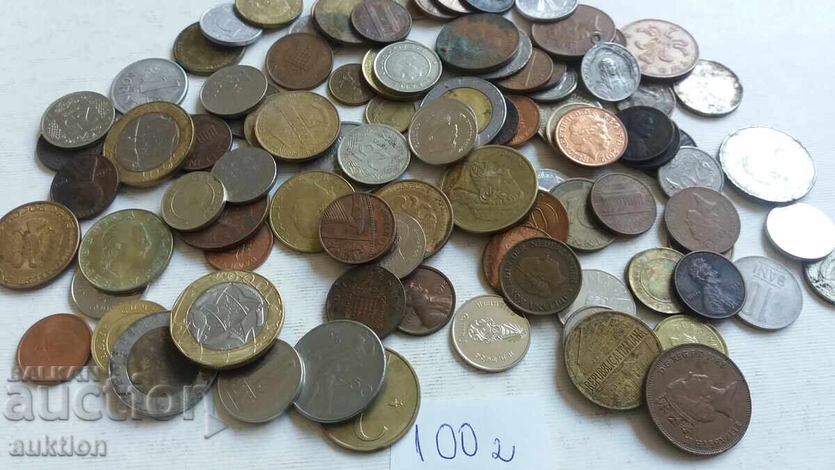 100 FOREIGN COINS FROM AROUND THE WORLD 100 FOREIGN COINS FROM AROUND THE WORLD