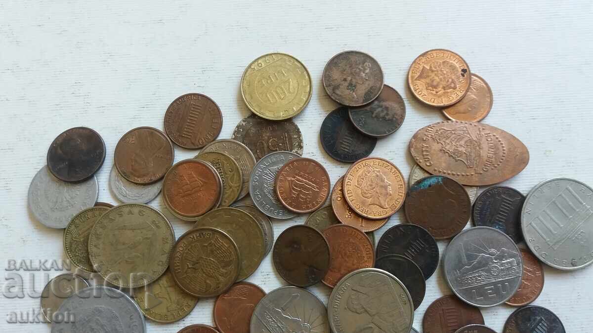 50 FOREIGN COINS FROM AROUND THE WORLD - 6 50 FOREIGN COINS FROM AROUND THE WORLD - 6