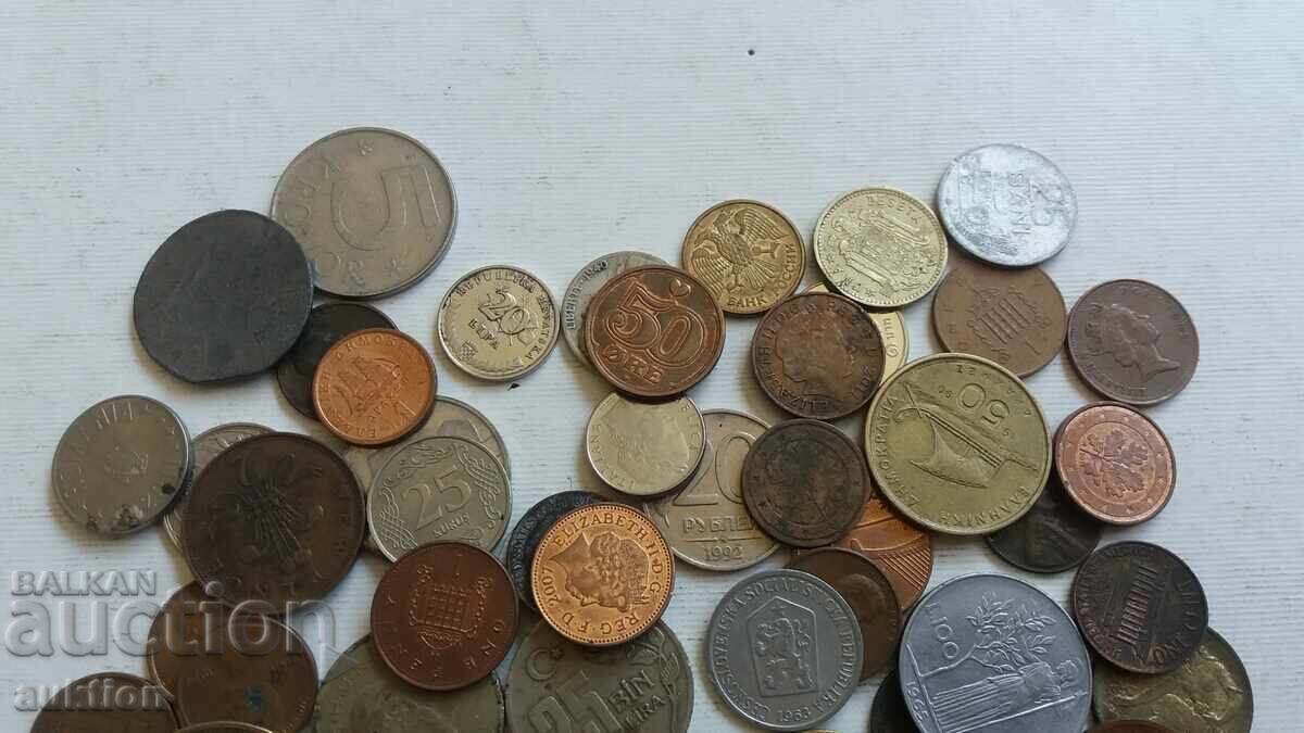 50 FOREIGN COINS FROM AROUND THE WORLD - 6 50 FOREIGN COINS FROM AROUND THE WORLD - 6