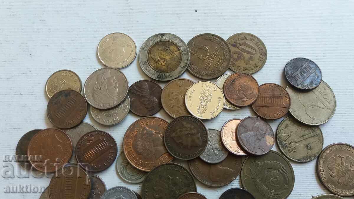Auction  50 FOREIGN COINS FROM AROUND THE WORLD