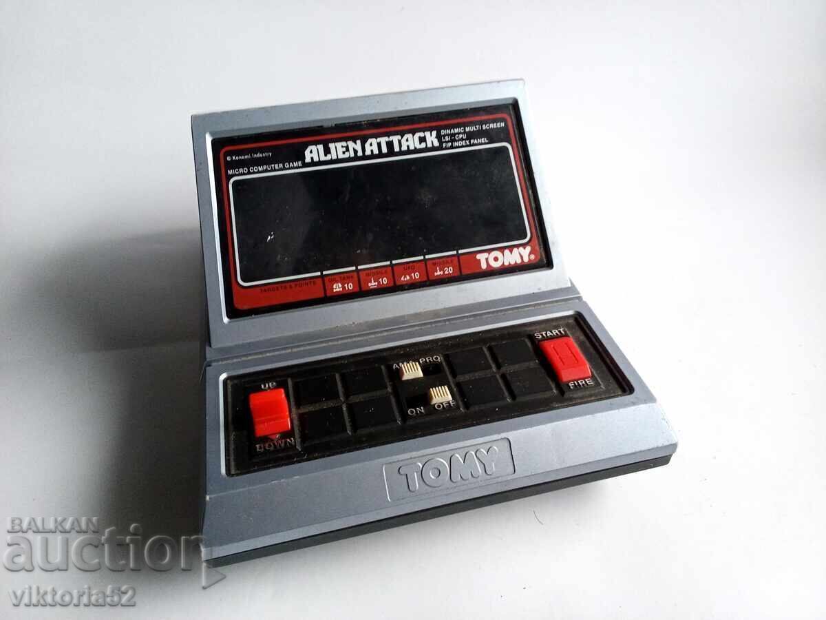 Auction Old children's LED electronic game from the 1980s. Auction Old children's LED electronic game from the 1980s.