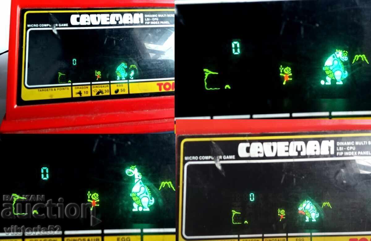 Delivery of Old children's LED electronic game from the 1980s. Delivery of Old children's LED electronic game from the 1980s.