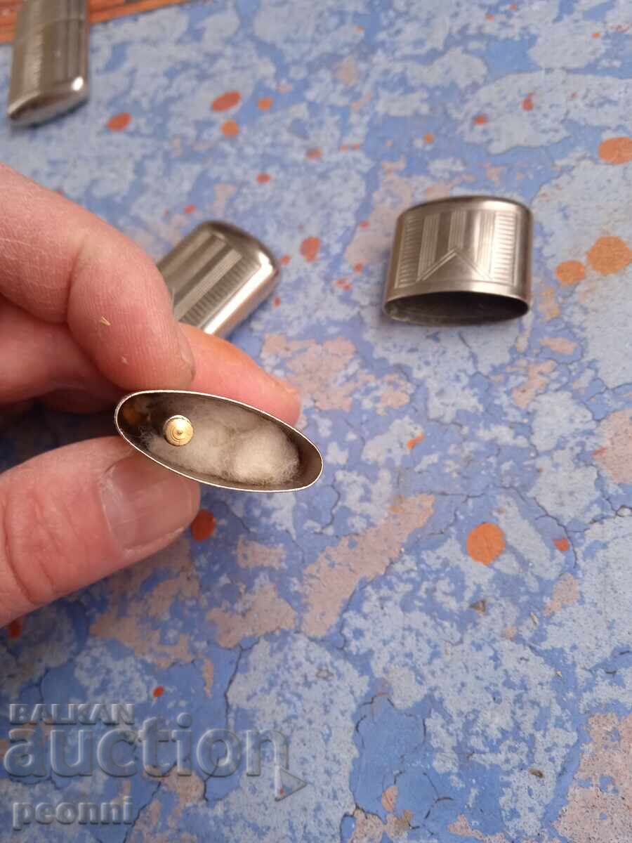 Brichetă veche pe benzină -2 - 5 Brichetă veche pe benzină -2 - 5