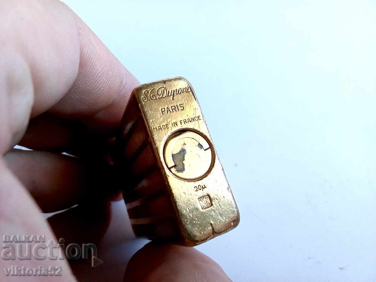 ST DUPONT LIGHTER GOLD MODEL - 6 ST DUPONT LIGHTER GOLD MODEL - 6