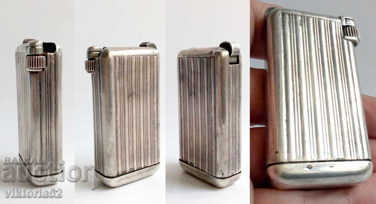 BRICCHETĂ DE BUzunar pe gaz FLAMINAIRE QUERCIA "CRILLON" - 1948 - cu preț 145.00 BGN | € 74.14 BRICCHETĂ DE BUzunar pe gaz FLAMINAIRE QUERCIA "CRILLON" - 1948 - cu preț 145.00 BGN | € 74.14