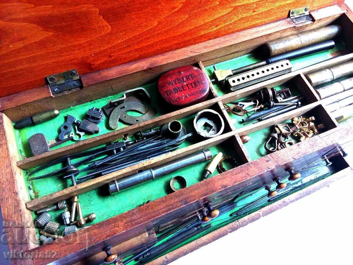 Old watchmaker's box with tools and parts - 5 Old watchmaker's box with tools and parts - 5