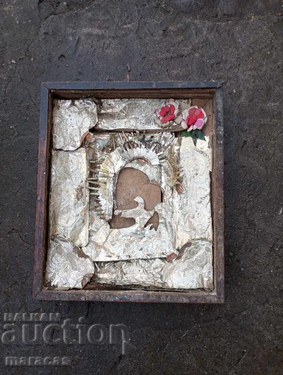 Old tinfoil icon Old tinfoil icon