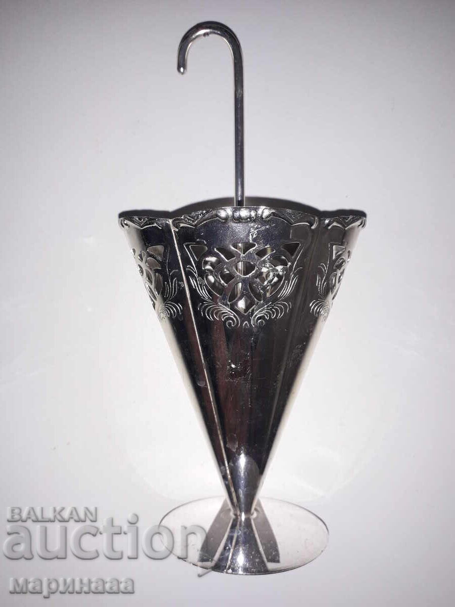 NAPKIN HOLDER. SILVER-PLATED BRASS with price 6.00 BGN | € 3.07 NAPKIN HOLDER. SILVER-PLATED BRASS with price 6.00 BGN | € 3.07