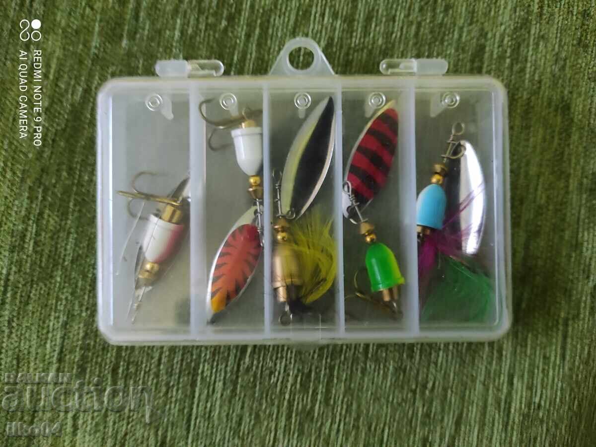 Fishing lures 5pcs with price 15.00 BGN | € 7.67 Fishing lures 5pcs with price 15.00 BGN | € 7.67