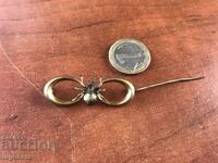 ANTIQUE BRONZE RENAISSANCE BROOCH