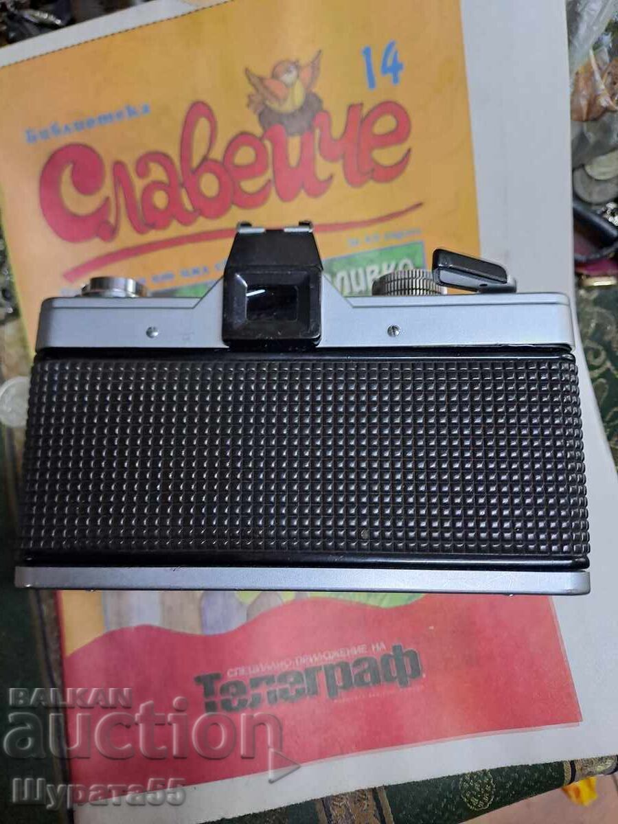 Auction Camera Auction Camera