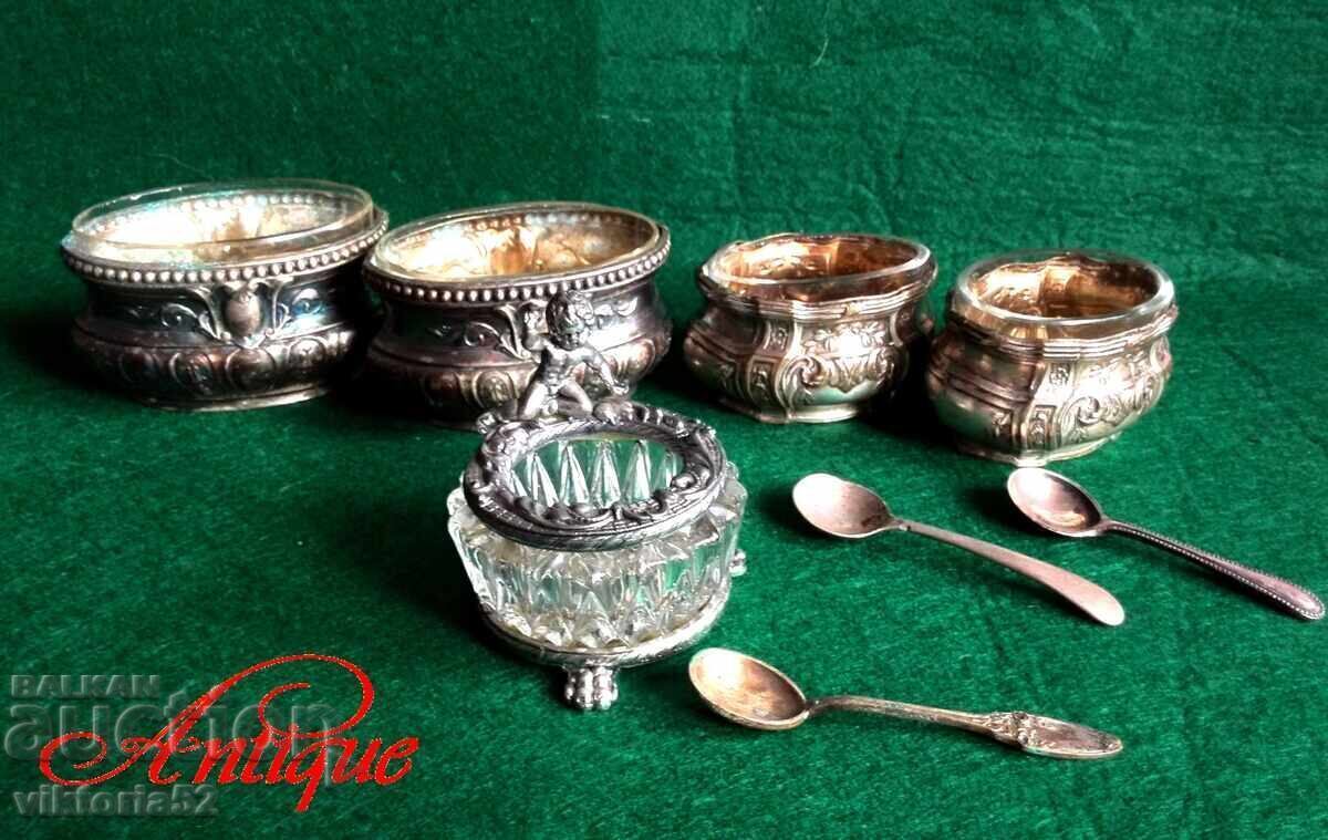 Vintage silver-plated dishes and a salt, pepper and caviar spoon with a with price 260.00 BGN | € 132.94 Vintage silver-plated dishes and a salt, pepper and caviar spoon with a with price 260.00 BGN | € 132.94