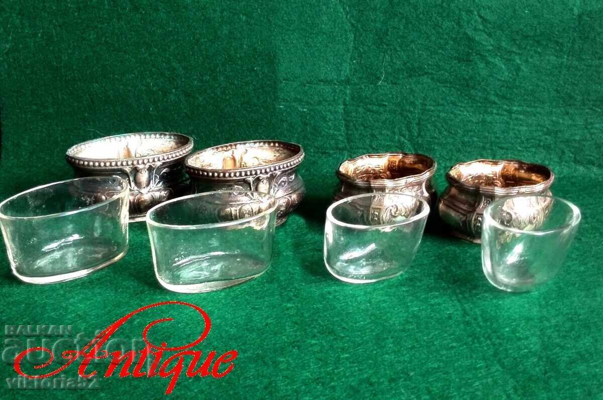 Vintage silver-plated dishes and a salt, pepper and caviar spoon with a - 7 Vintage silver-plated dishes and a salt, pepper and caviar spoon with a - 7