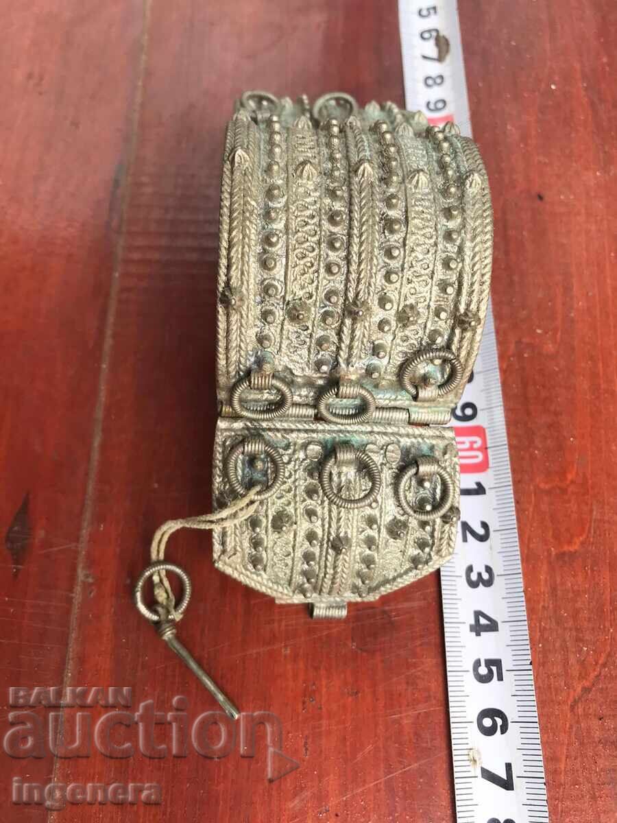 Δημοπρασία ΒΡΑΧΙΟΛΙ SACHAN ΑΣΗΜΕΝΙΟ, ΑΝΤΙΚΕ, ΧΩΡΙΣ ΑΣΦΑΛΕΙΑ - 140 ΓΡ. Δημοπρασία ΒΡΑΧΙΟΛΙ SACHAN ΑΣΗΜΕΝΙΟ, ΑΝΤΙΚΕ, ΧΩΡΙΣ ΑΣΦΑΛΕΙΑ - 140 ΓΡ.