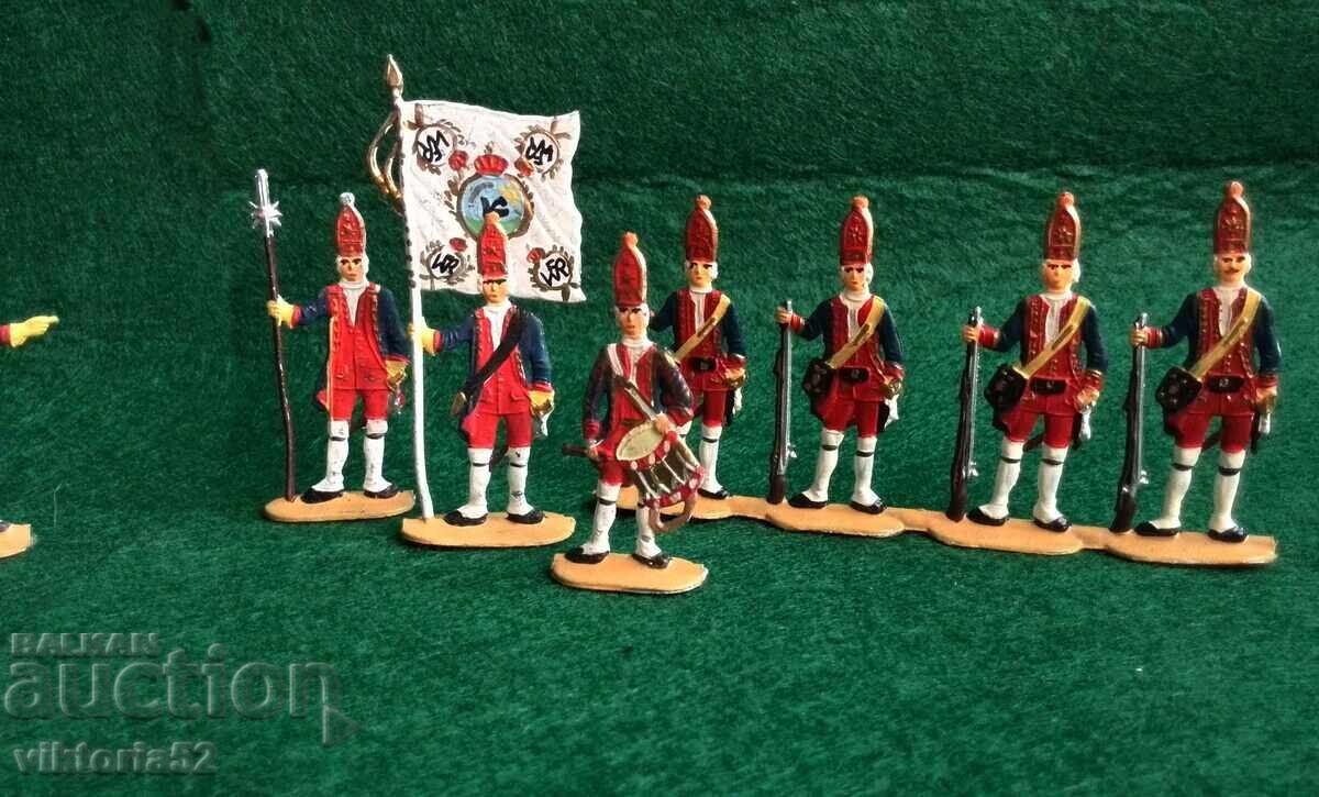 Tin Soldiers Tin Soldiers